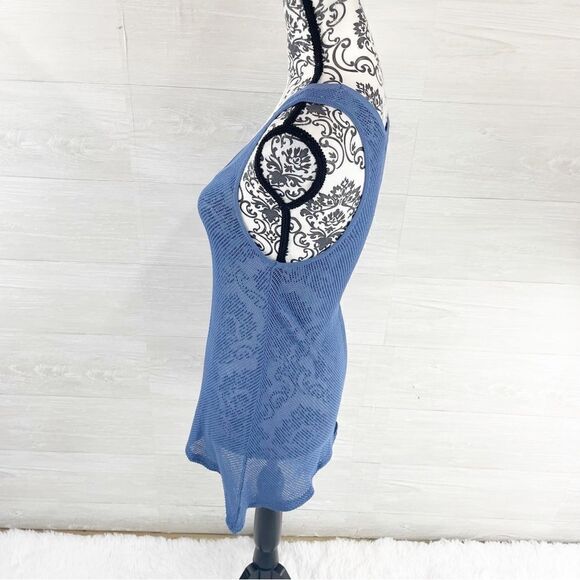 in Cashmere Mesh Netted Asymmetrical Tank Top - Picture 5 of 6